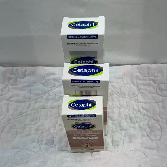 New in boxes 3 piece Cetaphil face set. Retinol alternative. - Picture 4 of 9